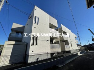 GRANDTIC 西大寺外観写真
