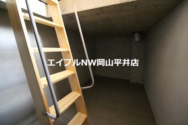 その他部屋・スペース(地下室（床下収納）)