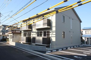 RAFFINE外観写真