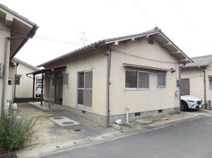 藤田借家　東から2番目外観写真