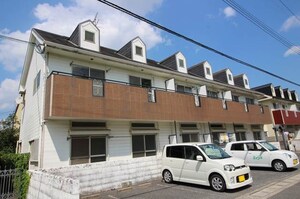 レオパレス神下第３外観写真
