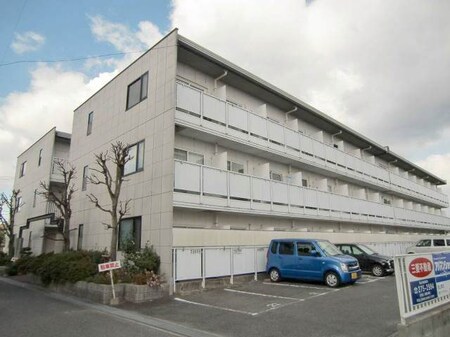 ホーメスト中島　A棟外観写真