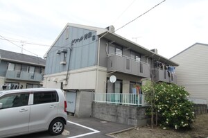 ゼフィール芳泉外観写真