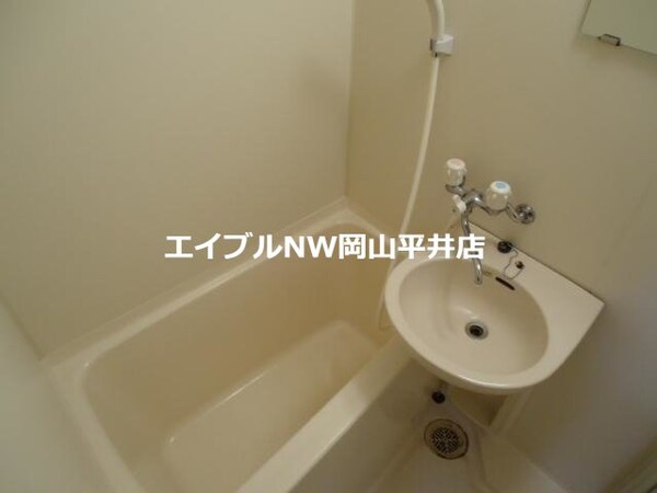 バス／シャワールーム等