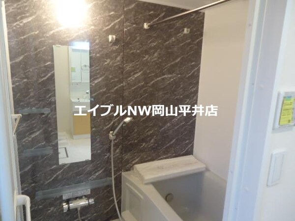 バス／シャワールーム等