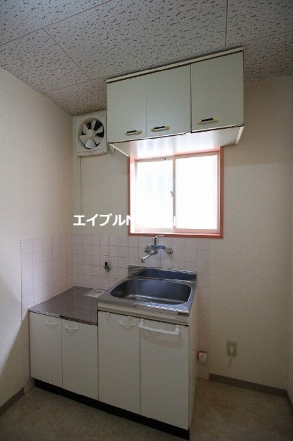 キッチン(※同タイプのお部屋の写真です)