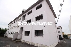 K’sB　東岡山Ⅱ外観写真
