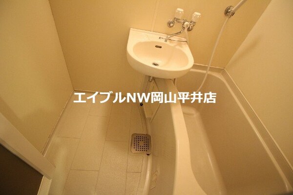 バス／シャワールーム等