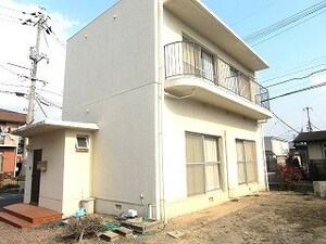 中井鉄骨貸家外観写真