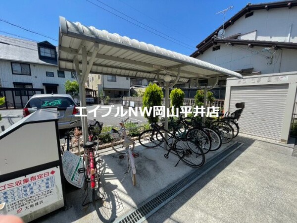 駐車場(駐輪場)