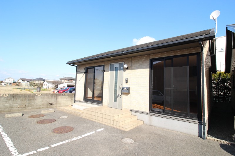 シャトレー・ウラヤス　Ｃ棟