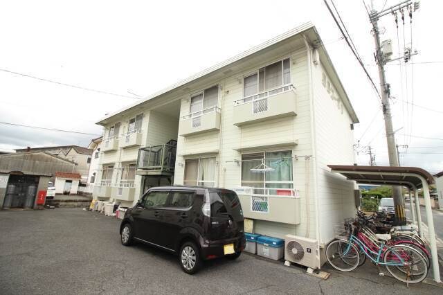 星島コーポ　C棟の物件外観写真