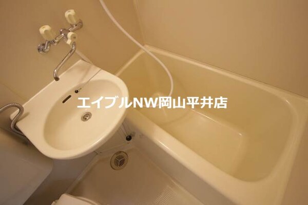 バス／シャワールーム等