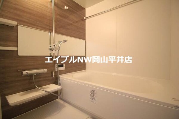 バス／シャワールーム等