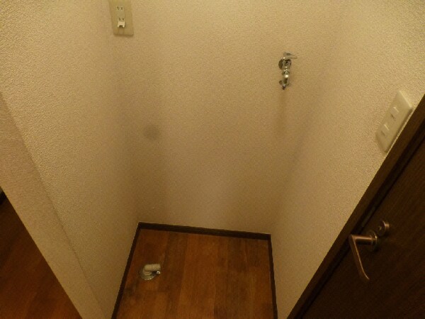その他設備(洗濯機置き場)