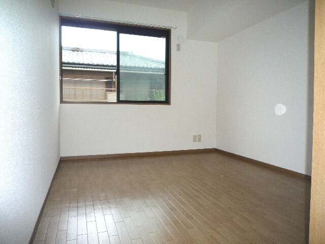 物件内観写真2　(洋室)