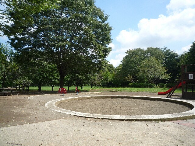 物件内観写真3　(美しが丘公園)