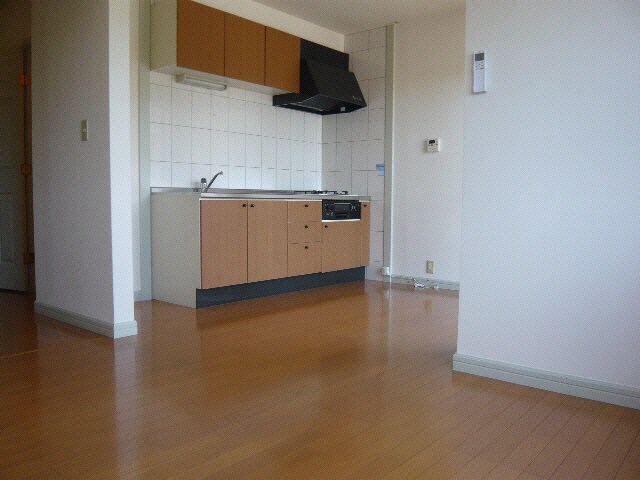 物件内観写真5　(9.6畳のLDK)