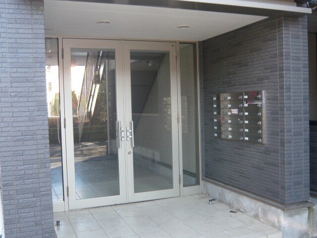 物件外観写真3　(入り口)