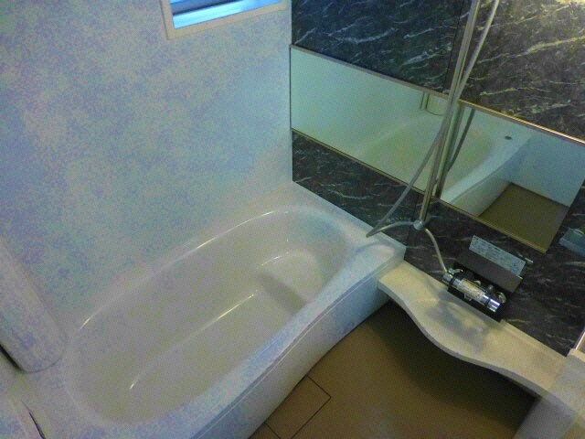 物件内観写真8　(憧れの一坪風呂)