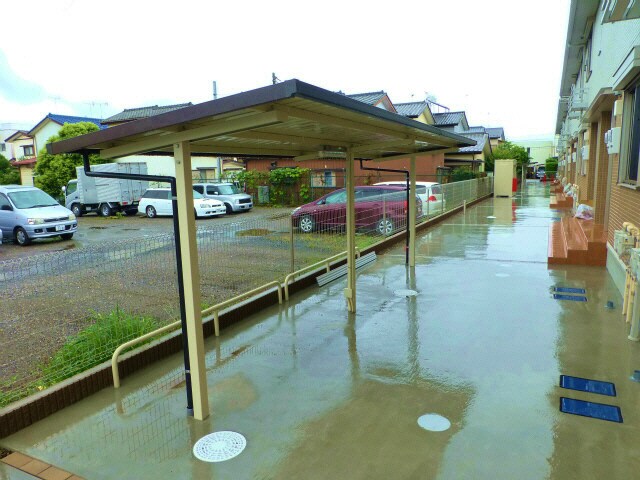 物件外観写真3　(駐輪場)