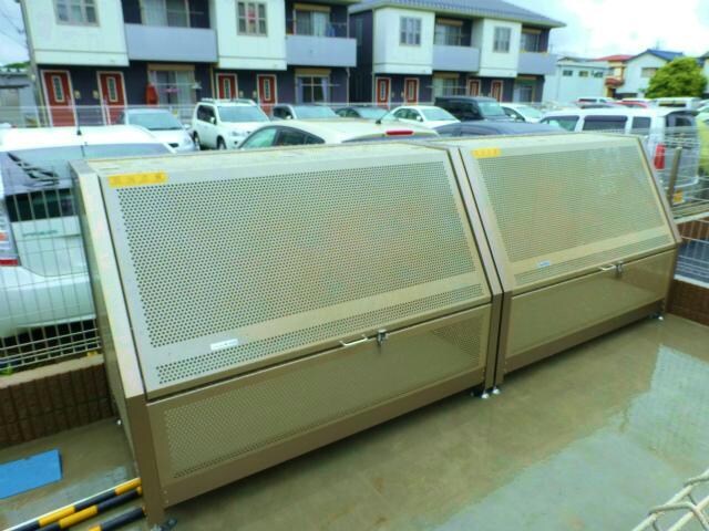 物件外観写真4　(ゴミ置場)