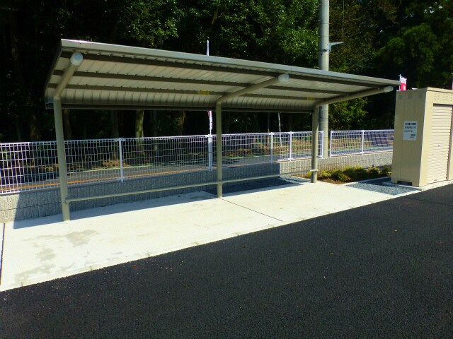 物件外観写真3　(駐輪場)