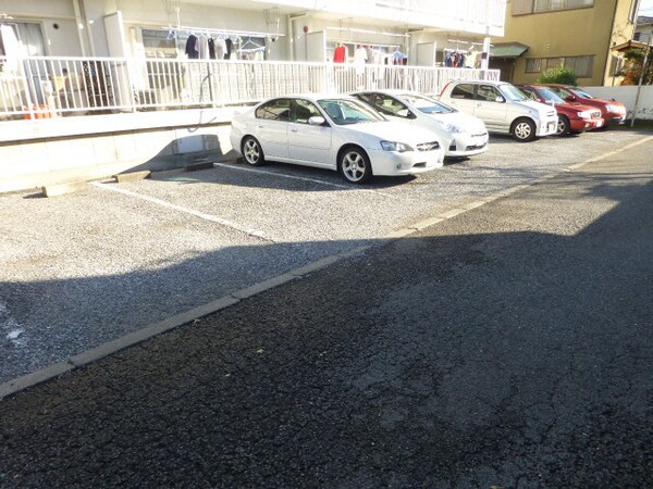 駐車場(駐車場)