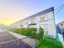 京成本線 京成臼井駅 2階建 築41年の外観写真