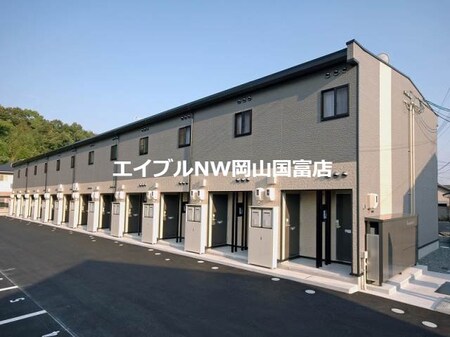 レオパレス千丸外観写真