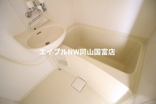 バス／シャワールーム等