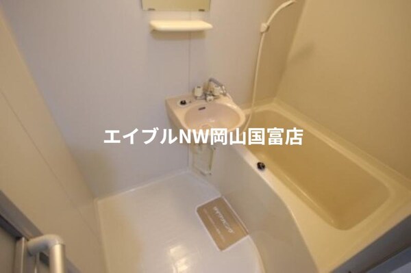 バス／シャワールーム等