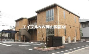 South Wing外観写真