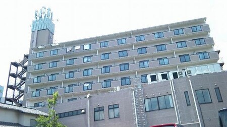トラスト井上ビル外観写真