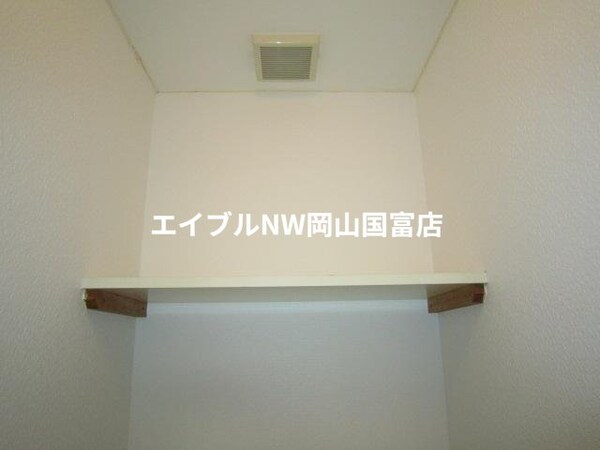 トイレ(棚)
