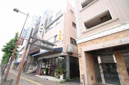 光岡ビル外観写真