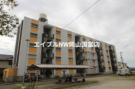 ヴィラナリー上道　２号棟外観写真
