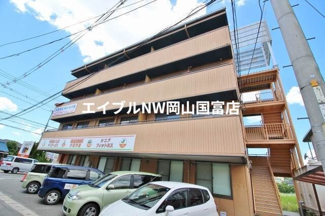吉原山崎マンションの物件外観写真