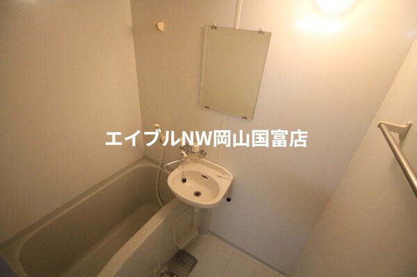 バス／シャワールーム等