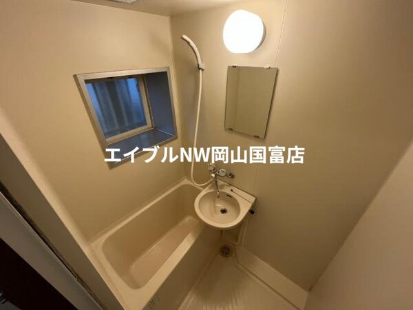 バス／シャワールーム等(ユニットバス)