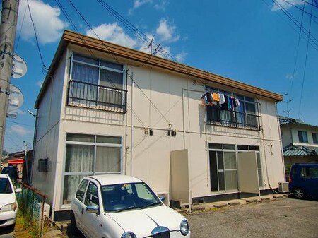 コーポからまつ外観写真