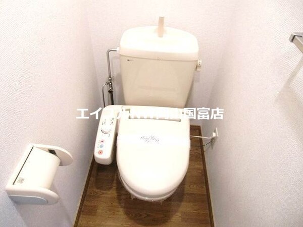 トイレ(便座暖かいです☆)