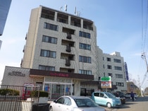 リズエールウエストの外観写真