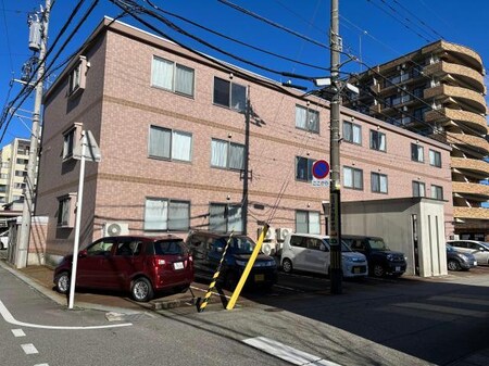 グランデール飛鳥外観写真