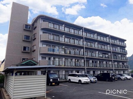 ロイヤルパレス外観写真
