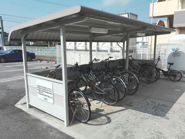 駐輪場