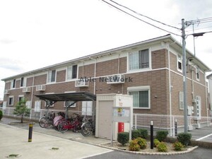 レインボー宝積外観写真