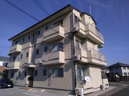 ウイングベルタカ外観写真