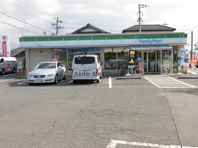 ファミリーマート妙法寺店