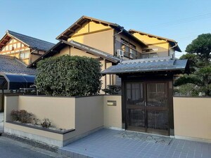 札の辻２丁目河居邸貸家外観写真